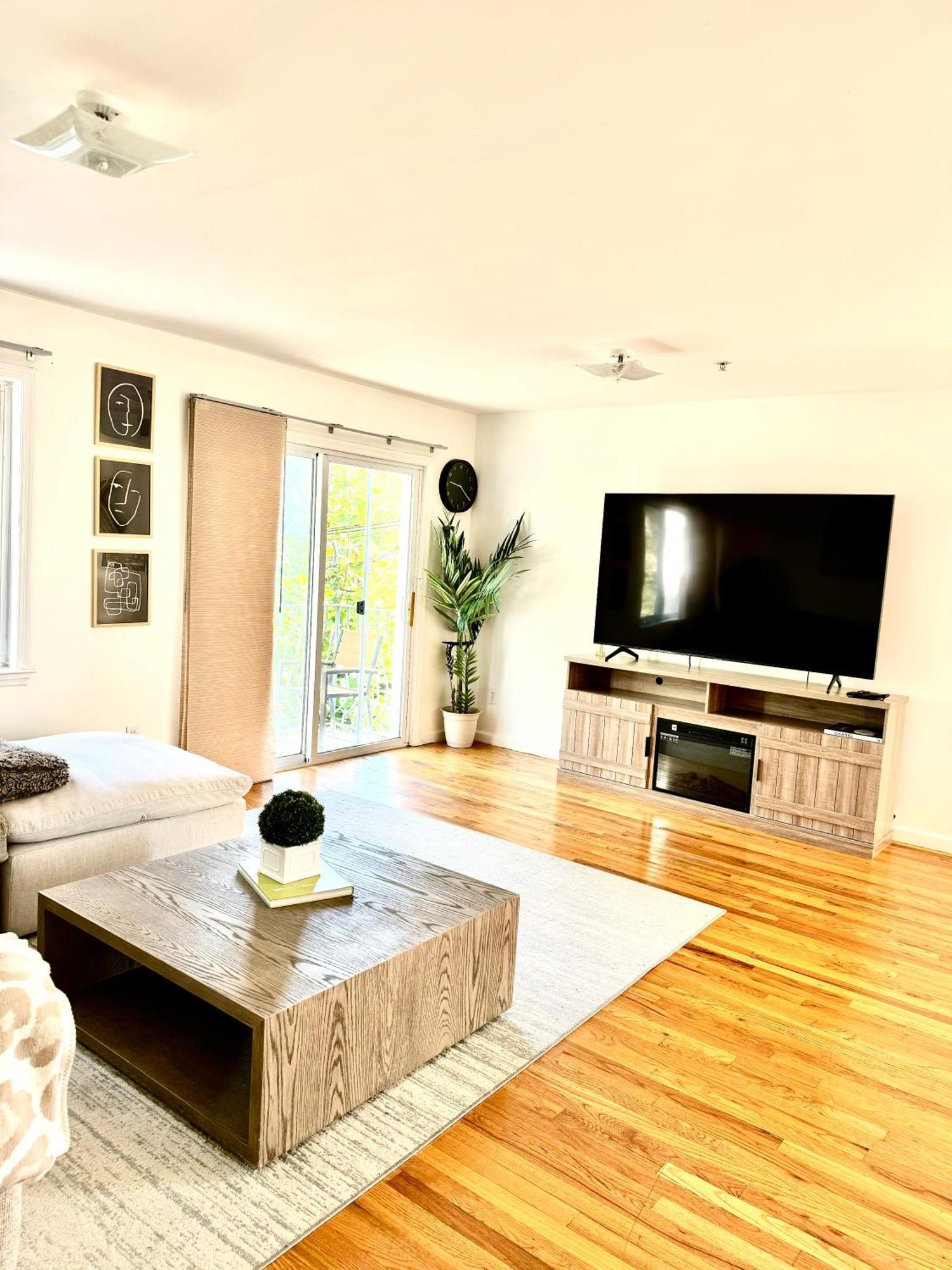 Stylish Evergreen Apartment By Newark Airport Exterior foto